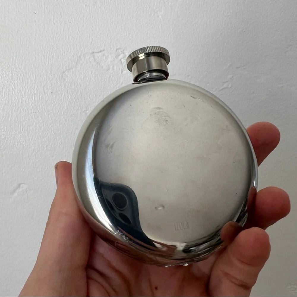 Isola Salut! Polished Stainless Steel 3oz round modern HIP FLASK pocket flask